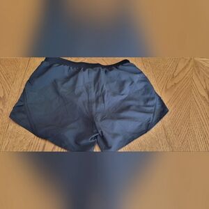 Under Armour women's shorts NWT